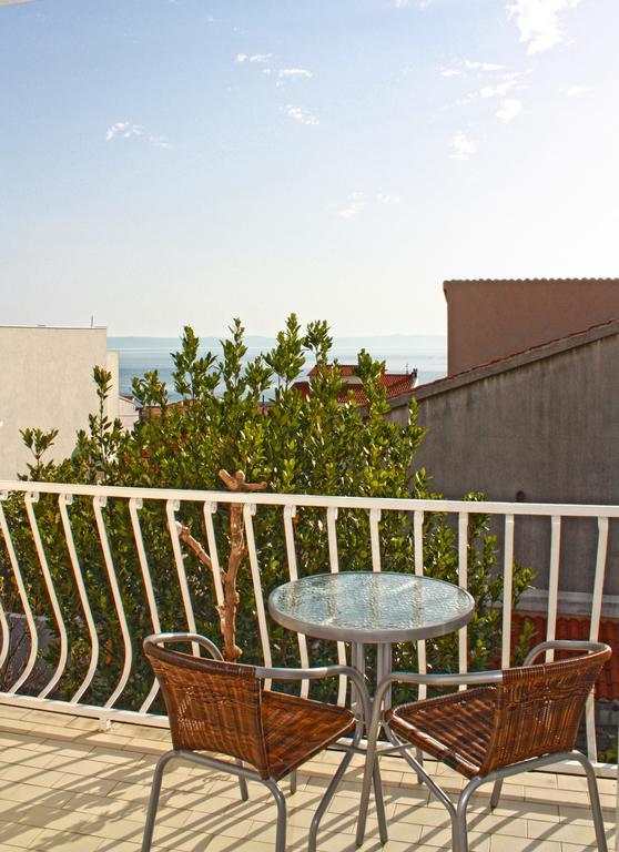 Bougainvillea Apartments Makarska Esterno foto