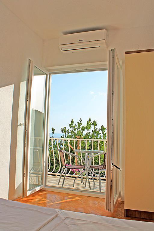Bougainvillea Apartments Makarska Esterno foto